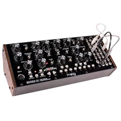 Moog Mother-32 semi-modulaire analoge synthesizer Eurorack