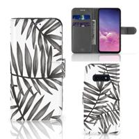 Samsung Galaxy S10e Hoesje Leaves Grey - thumbnail
