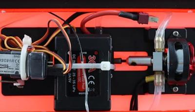 Amewi F1 Mad Shark V2 brushless boot RTR - thumbnail