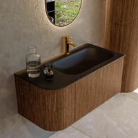 Mondiaz KURVE 95 cm Onderkast Greeploos 1 Lade Met Deuren Walnut, Wastafel Solid Surface Rechts Urban 1 Kraangat Zonder Spiegel (KRVBGS95L1L1D1KR-Wal/Urb) - thumbnail