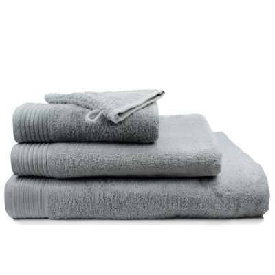 The One Washandje 500 gram 15x21 cm Licht grijs The One Washandje 500 gram 15x21 cm Licht grijs