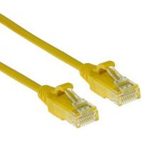 ACT Gele 10 meter LSZH U/UTP CAT6 datacenter slimline patchkabel snagless met RJ45 connectoren - thumbnail