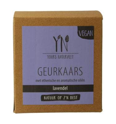 Yours Naturally Geurkaars in glas lavendel 20cl 1 Stuks Yours Naturally Geurkaars in glas lavendel 20cl 1 Stuks