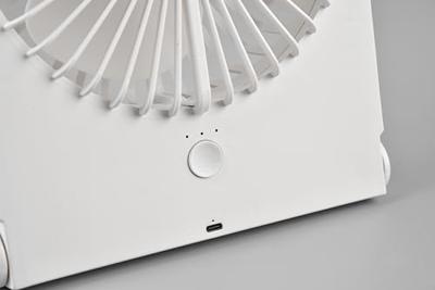 Trio TafelventilatorBreezy wit - R044-01