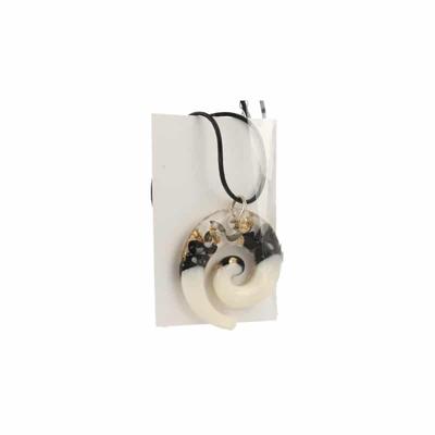 Orgonite Hanger Gedraaid Zwart/ Wit/ Goud Orgonite Hanger Gedraaid Zwart/ Wit/ Goud