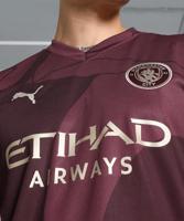 Manchester City 3rd Shirt Senior 2024/2025 - Maat XL - Kleur: Rood | Soccerfanshop - thumbnail