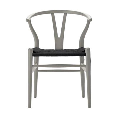 Carl Hansen & Søn CH24 Wishbone Stoel - Colours Silver Grey met zwarte zitting