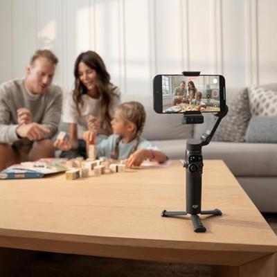 Smartphone-stabilisator - DJI - Osmo Mobile 8 - 3-assige stabilisatie - ActiveTrack 6.0 - Opvouwbaar - Lange batterijduur