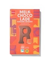 HEMA Chocoladeletter melk karamel zeezout R 135g - thumbnail