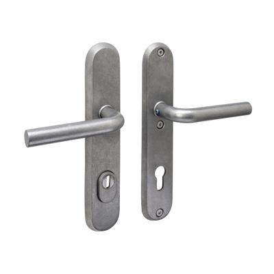 Intersteel SKG3 veiligheidsbeslag achterdeur ovaal 250x50mm kruk/kruk Luzern PC92 kerntrekbeveiliging - PVD RVS getrommeld