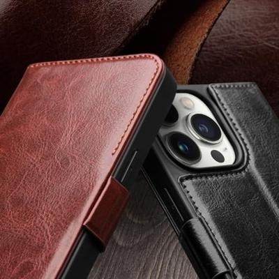 Qialino - iPhone 15 Pro - Leren bookcase hoes - Cognac Qialino - iPhone 15 Pro - Leren bookcase hoes - Cognac