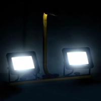 Spotlight met handvat LED 2x30 W koudwit - thumbnail