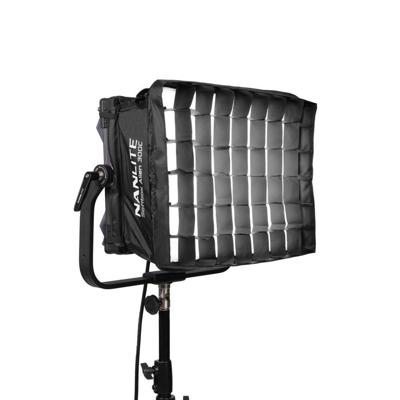 Nanlite Softbox with eggcrate for Alien 300C