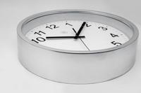 NeXtime NX-7307ZI-V2 Wandklok NXT Diam. 25,5cm Kunststof Zilver, Witte Wijzerplaat, 'Robust' Stil Uurwerk - thumbnail