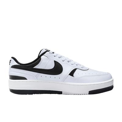 Nike Gamma Force Sneakers Dames 37.5