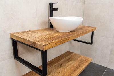 MD Interior Woodz mangohouten badkamermeubel 80cm met witte waskom MD Interior Woodz mangohouten badkamermeubel 80cm met witte waskom