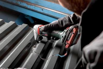 Metabo NIV 18 LTX BL 1.6 Metaloc 601614840 Accu-knabbelschaar Incl. koffer, Zonder accu Batterijspanning 18 V