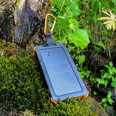 Xtorm XR103 - Xtreme Solar Powerbank 10.5W - 5.000 mAh - thumbnail
