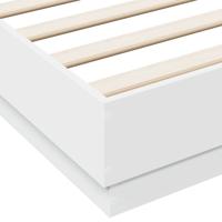 Bedframe bewerkt hout wit 140x200 cm - thumbnail