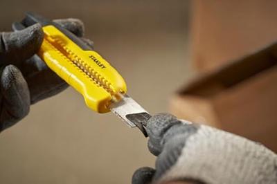 Stanley handgereedschap Afbreekmes Quick Snap | 18mm | bulk - STHT10489-1 Stanley handgereedschap Afbreekmes Quick Snap | 18mm | bulk - STHT10489-1