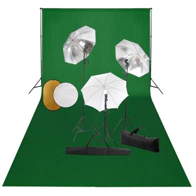 Fotostudioset met lampen, paraplu's, achtergrond en reflector