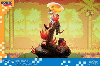 Sonic the Hedgehog: Sonic and Tails 20 inch Statue Sonic the Hedgehog: Sonic and Tails 20 inch Statue