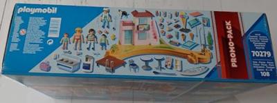 Playmobil Family Fun IJssalon aan de haven 70279