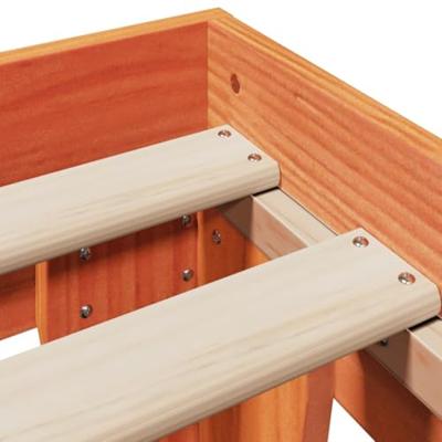 Bedframe zonder matras massief grenenhout wasbruin 140x200 cm Bedframe zonder matras massief grenenhout wasbruin 140x200 cm