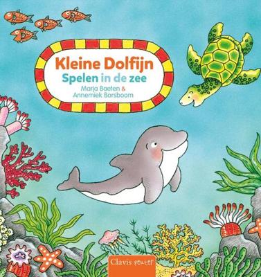 Kleine dolfijn spelen in de zee