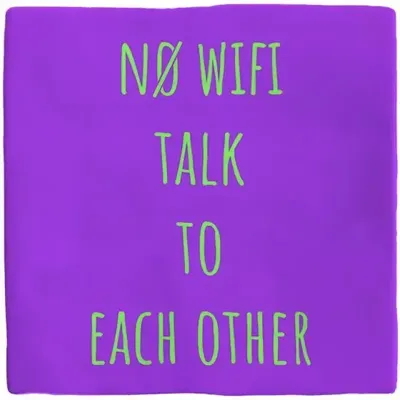 Plenty Gifts tegeltje keramiek no wifi 10x10cm paars Plenty Gifts tegeltje keramiek no wifi 10x10cm paars