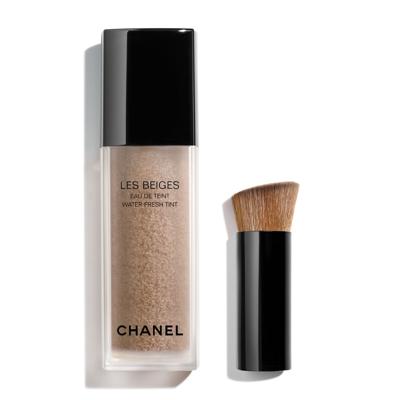Chanel Les Beiges Water-Fresh Tint 40 Medium Plus Foundation 30 ml Dames Chanel Les Beiges Water-Fresh Tint 40 Medium Plus Foundation 30 ml Dames