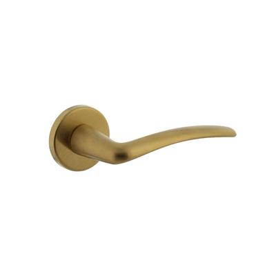 Intersteel DeurklinkZaia rond rozet messing - 0014.046602