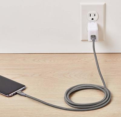 Amazon Basics Snellaadkabel, USB-C naar USB-A-3.1 (Gen. 1), nylon omhulsel, 5 GBit/s hoge snelheid, USB-IF-gecertificeerd