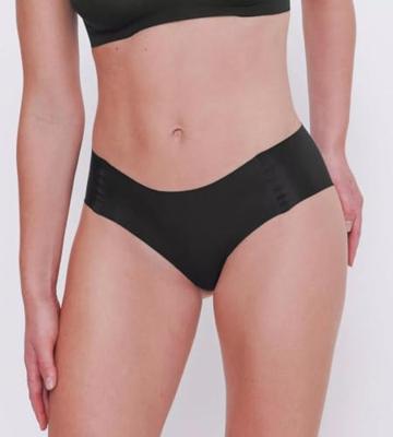 Zero Feel hipster 2.0 - Invisible - Naadloze dames short - Dames Onderbroek die niet doorschijnt - Zwart - Huidskleur