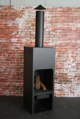 Buitenkachel met houtopslag vierkant 199 cm Buitenkachel met houtopslag vierkant 199 cm