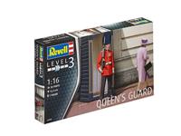 Revell 1/16 Queens Guard - thumbnail