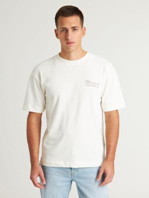 CHASIN&apos; T-Shirts Capital