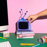 The Simpsons Lamp with USB-C TV - thumbnail