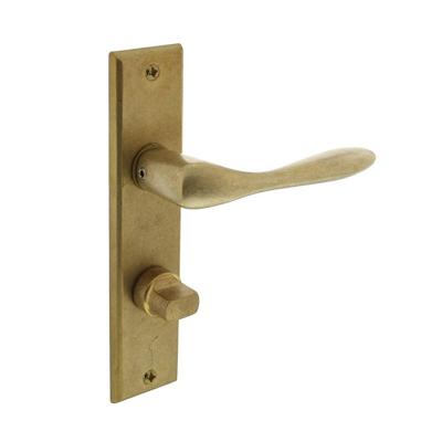 Intersteel Deurklink Banaan met schild WC63/8mm messing getrommeld