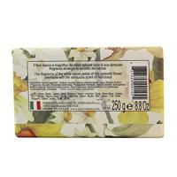 Nesti Dante romantica royal lily & narcissus zeep 250gr. - thumbnail