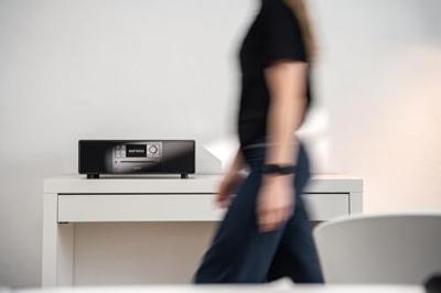 Sonoro PRESTIGE (2025) Hybride radio Zwart