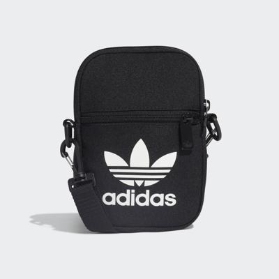 adidas Originals / tas Trefoil in zwart