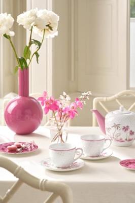 Pip Studio Set/2 Koppen & Schotels Jolie Stippen Goud Roze Pip Studio Set/2 Koppen & Schotels Jolie Stippen Goud Roze