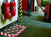 Tesa waarschuwingstape Universal, ft 50 mm x 66 m, rood/wit - thumbnail