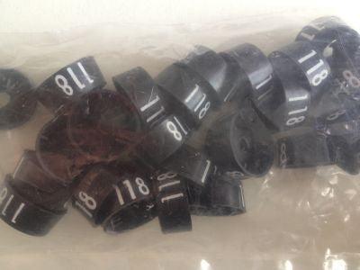 MB zwart/wit 118 voor op kledinghanger