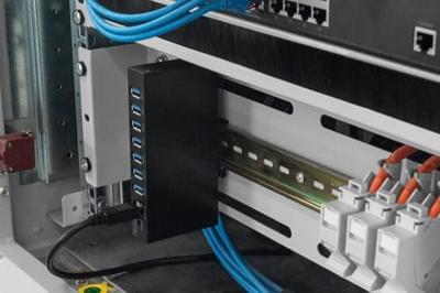 Digitus DA-70258-1 USB 3.0-hub 7 poorten Voor industriële toepassingen, Met metalen behuizing, Met status-LEDs, Voor intern en extern gebruik, Via PC