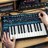 Novation Bass Station II analoge synthesizer - thumbnail