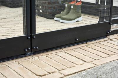 Tuinkas Qube 812, zwart, veiligheidsglas 3mm/1 Halls - Royal well