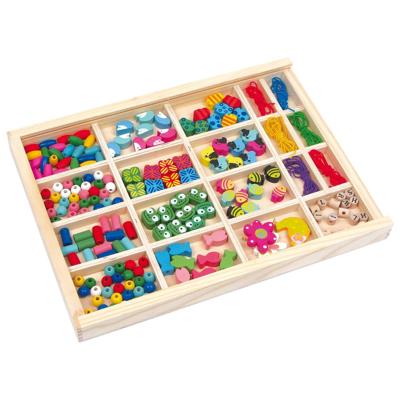 Small Foot - houten kralenset