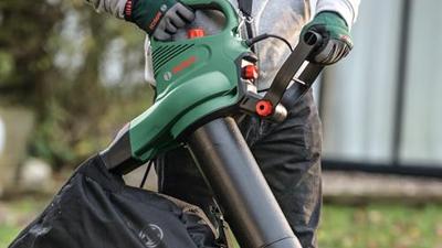 BOSCH Blower Stofzuiger - UniversalGardenTidy 2300 - thumbnail
